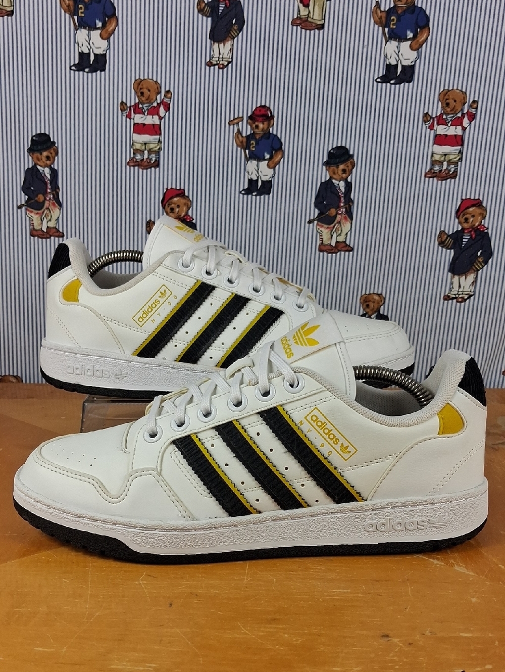 Adidas NY-90 Retro 3 Stripe White W Black & Yellow Trim Size 8 Sneaker Shoes